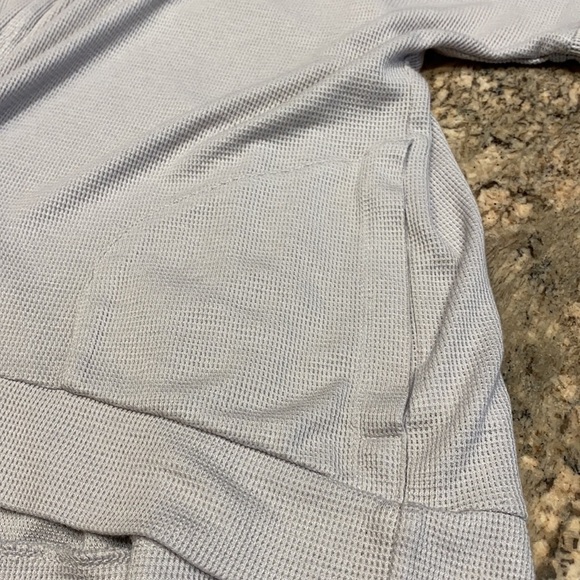 𝅺Victoria’s Secret waffle knit Loungewear Short Sleeve Zip top SZ M - Picture 6 of 7